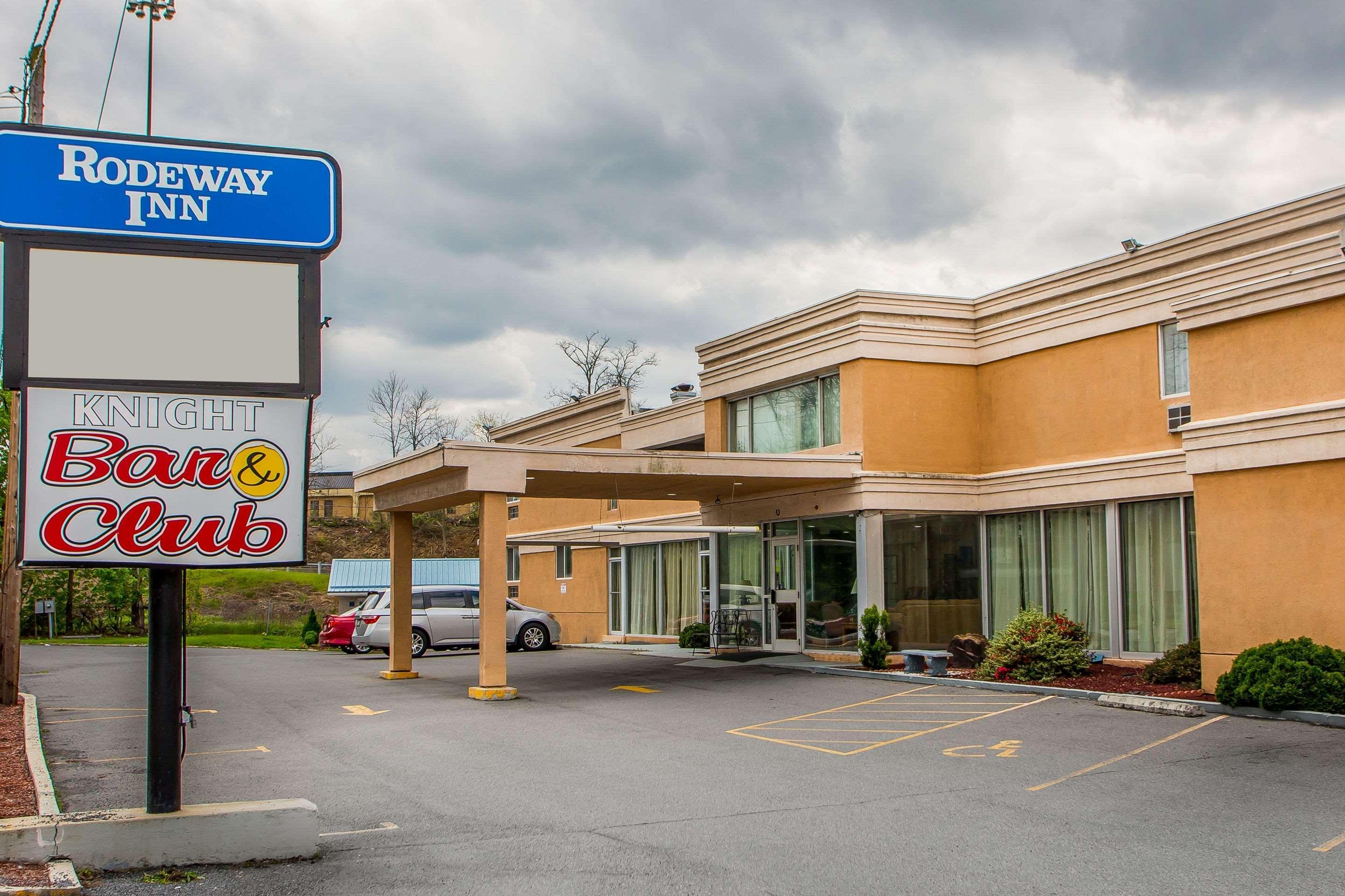 Rodeway Inn Bedford Exterior foto